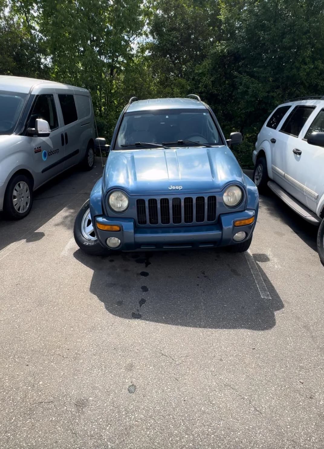 compact sport utility vehicle - labcorp Jeep